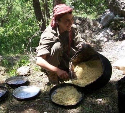 Yakalanan PKK'lıların Üzerinden Çıkan Fotoğraflar 21