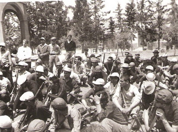 41 Yıl Önceki Kıbrıs Harekatı'nın Bilinmeyen Görüntüleri 21