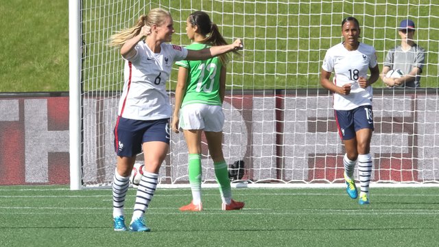 Paraya Para Demeyen Kadın Futbolcular 5