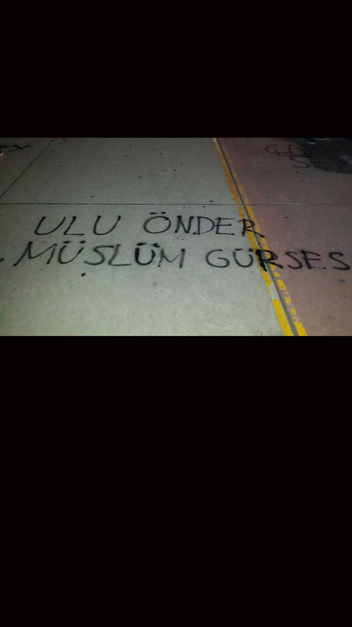 Müslüm Gürses ve Duvar Yazıları 11