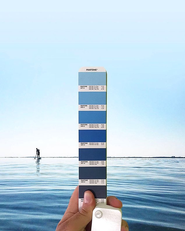 Andrea Antoni’dan Pantone Kartelası 2