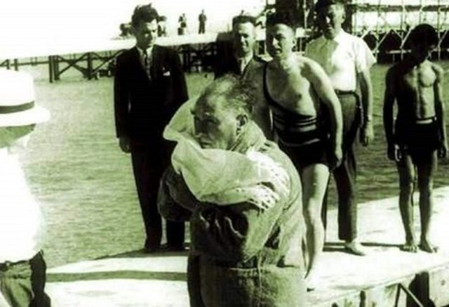 Mustafa Kemal Atatürk'ün İlk Defa Göreceğiniz Albümü 16
