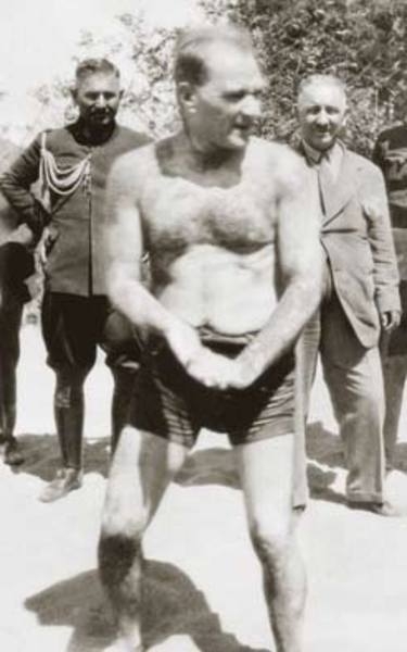 Mustafa Kemal Atatürk'ün İlk Defa Göreceğiniz Albümü 24