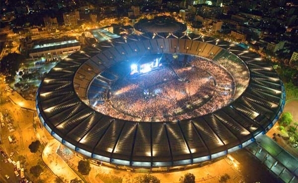 Dünyanın En Büyük Stadyumları 1