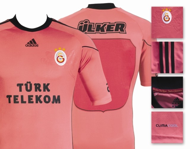 Pembe Forma Giyen Dünyaca Ünlü Takımlar 9