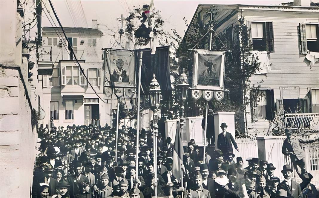 İstanbul'un İşgal Yılları | Resimler ve Olay Örgüleri 29