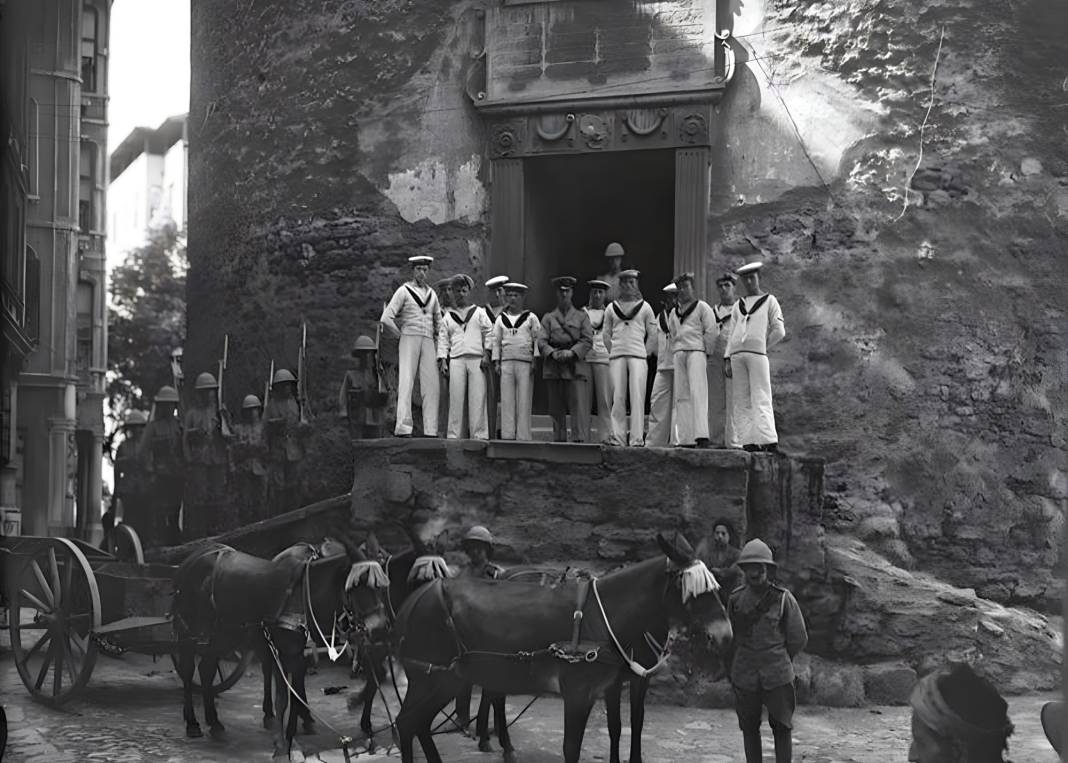 İstanbul'un İşgal Yılları | Resimler ve Olay Örgüleri 6