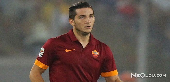 Kostas Manolas Kimdir