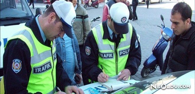 Trafik İhlali Yapanlar Artık WhatsApp'tan Şikayet Edilecek