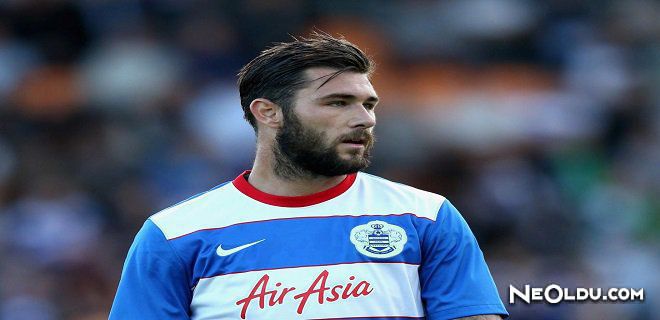 Charlie Austin Kimdir