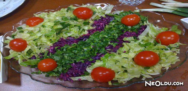 Karışık Marul Salatası Tarifi