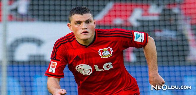 Kyriakos Papadopoulos Kimdir