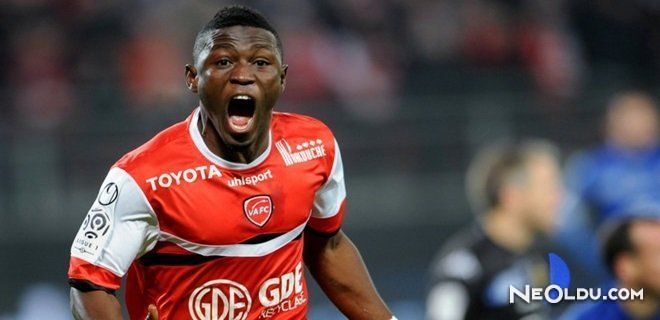 Abdul Majeed Waris Kimdir