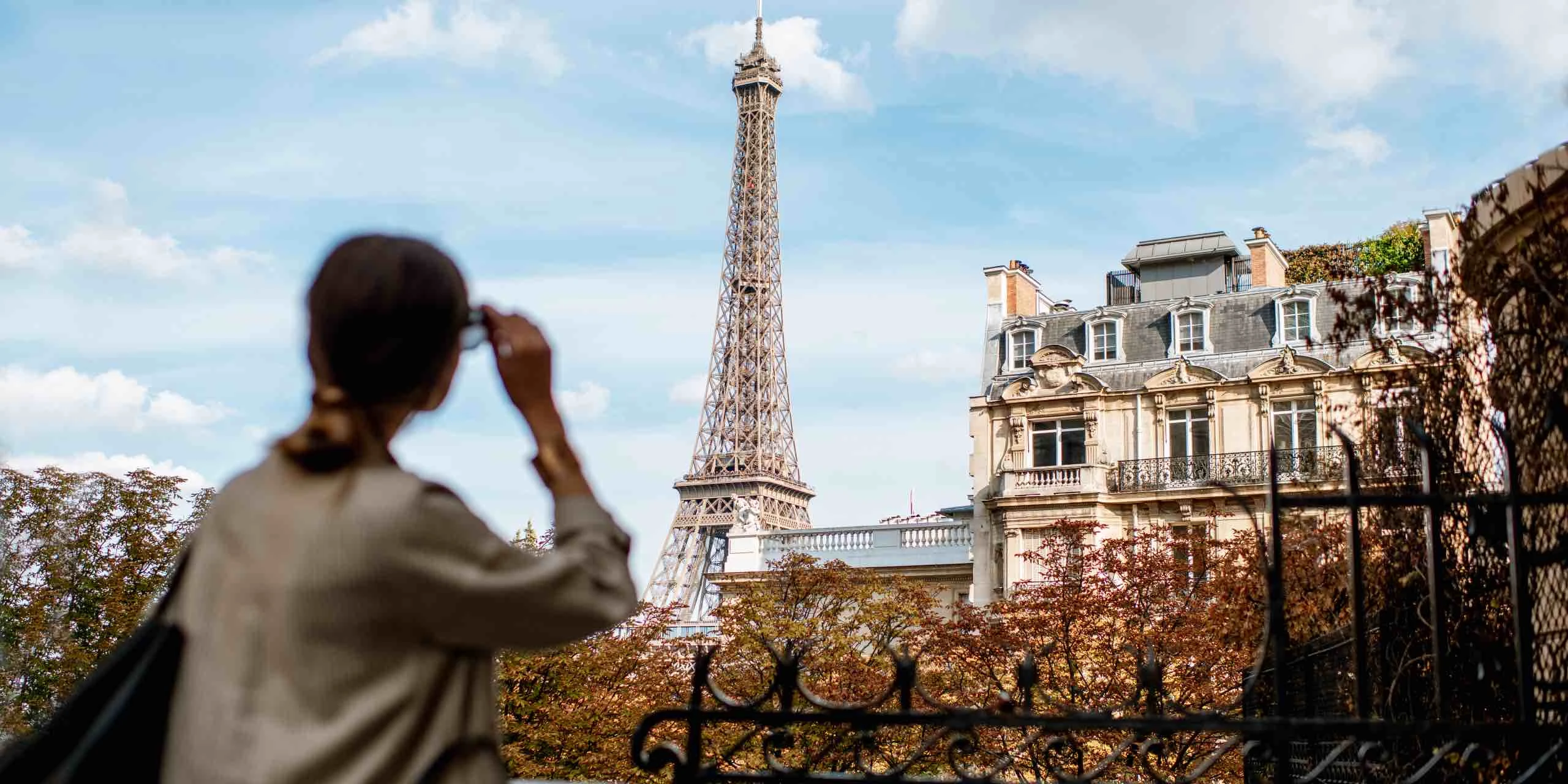 Paris'te Nerede Kalınır? Lüks Otellerden Ucuz Konaklama Seçeneklerine