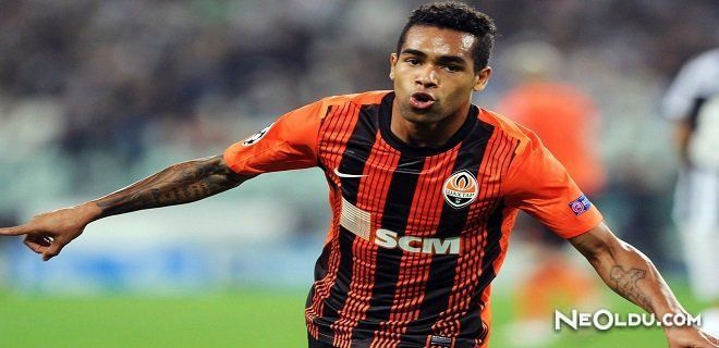 Alex Teixeira Kimdir