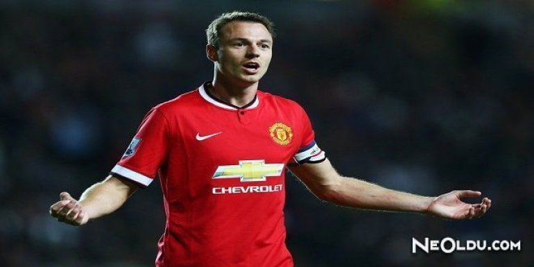 Jonny Evans Kimdir