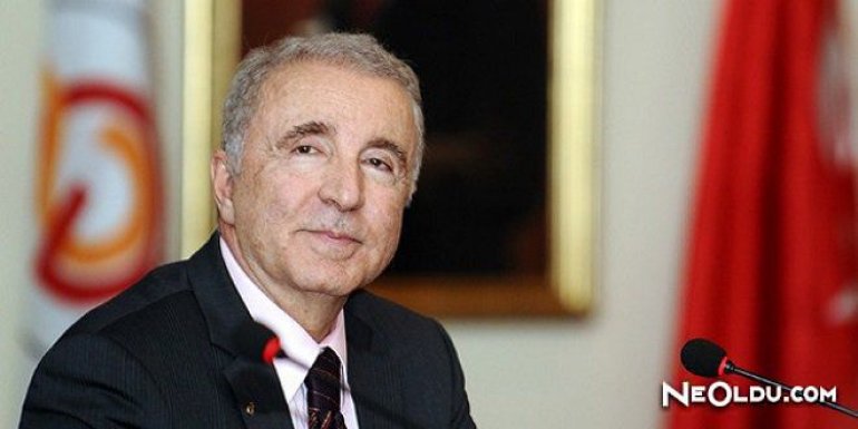 Ünal Aysal Kimdir