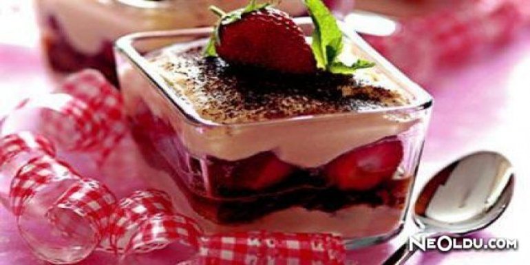 Çilekli Tiramisu Tarifi