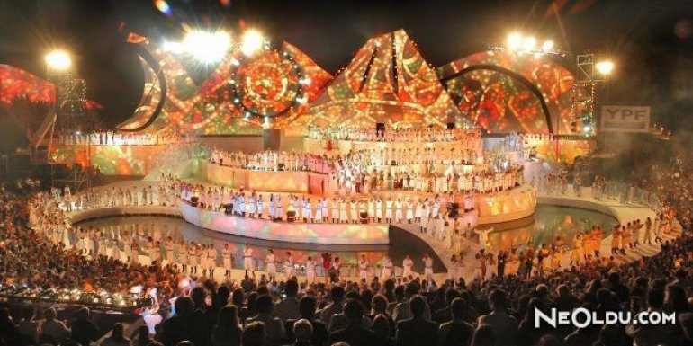 Ulusal Üzüm Hasadı Festivali (National Grape Harvest Festival)