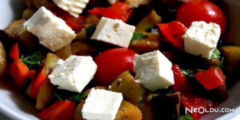 Peynirli Patlıcan Salatası Tarifi