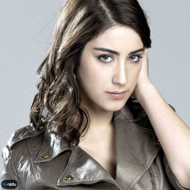 Hazal Kaya Kaç Yaşında