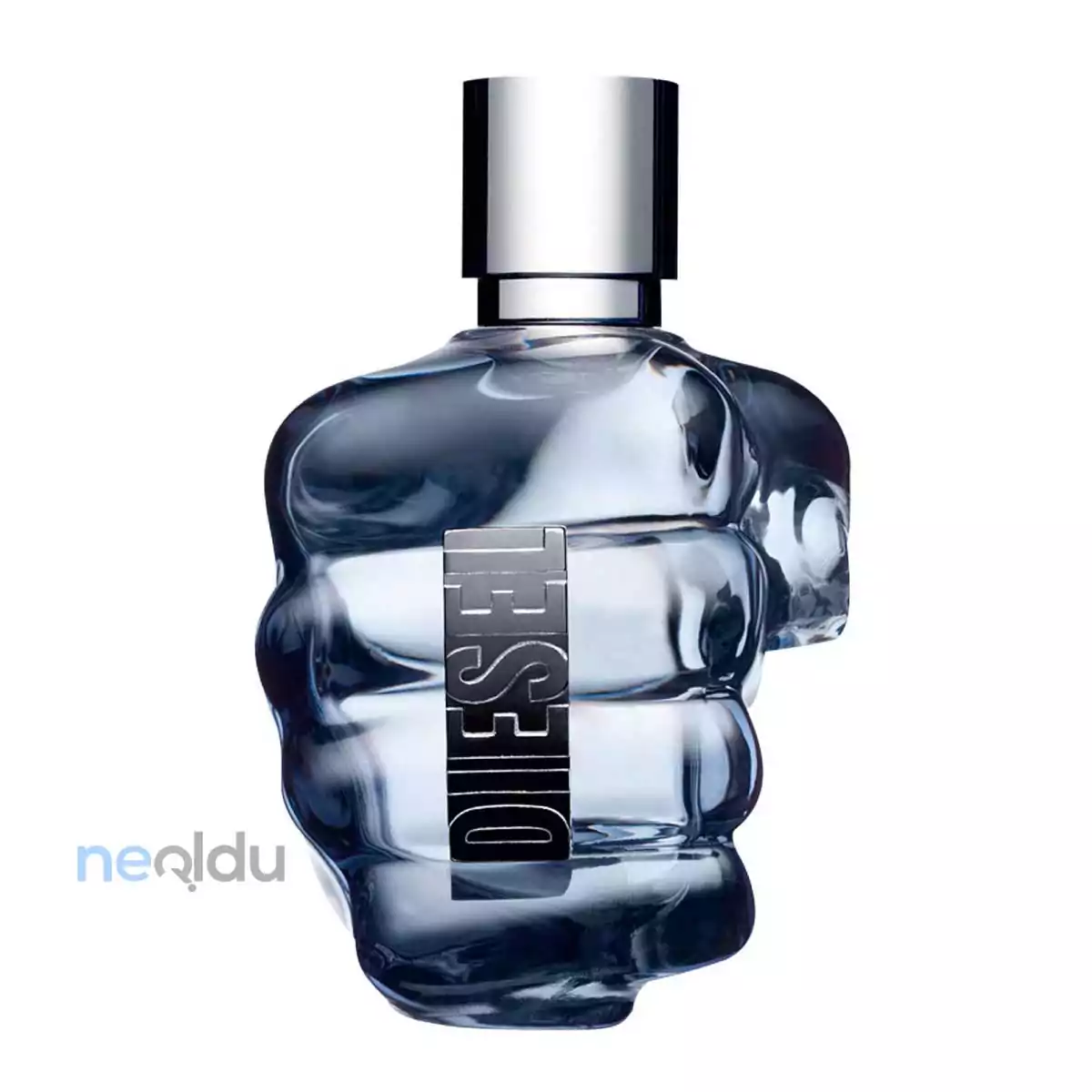 Diesel Only The Brave Edt erkek kış parfümü, güçlü baharatlı notaları ile dikkat çeker