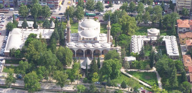 2.-bayezid-camii-kulliyesi.jpg