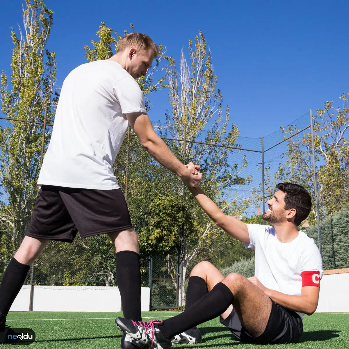 Futbolda Kusurlu Sayılan Hareketler