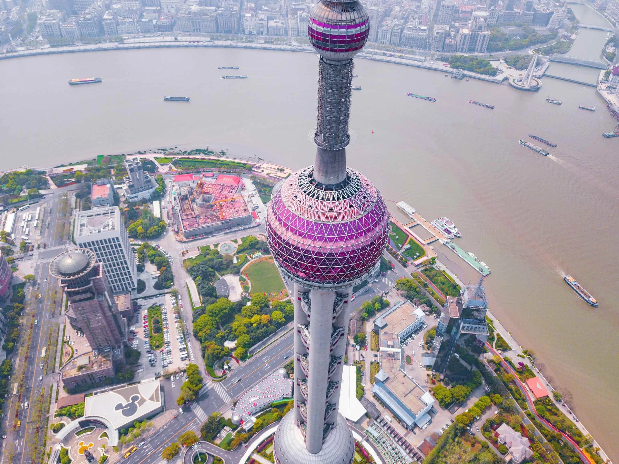 oriental-pearl-tower-sangay-cin.webp