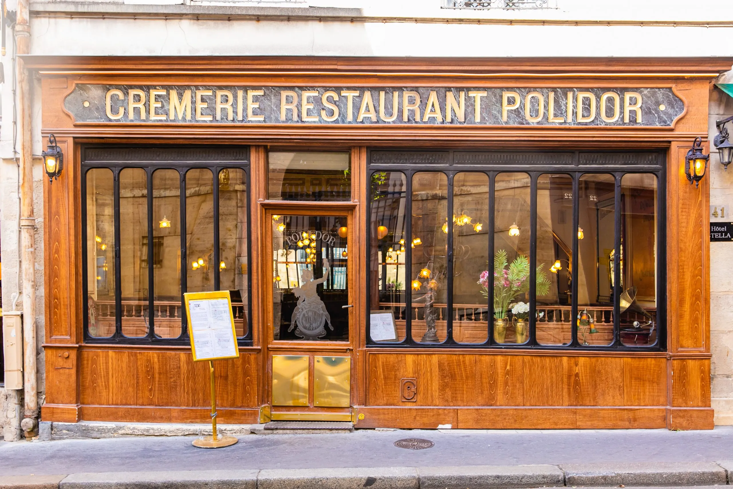 Paris'in Lezzet Durakları ve Meşhur Lezzetleri