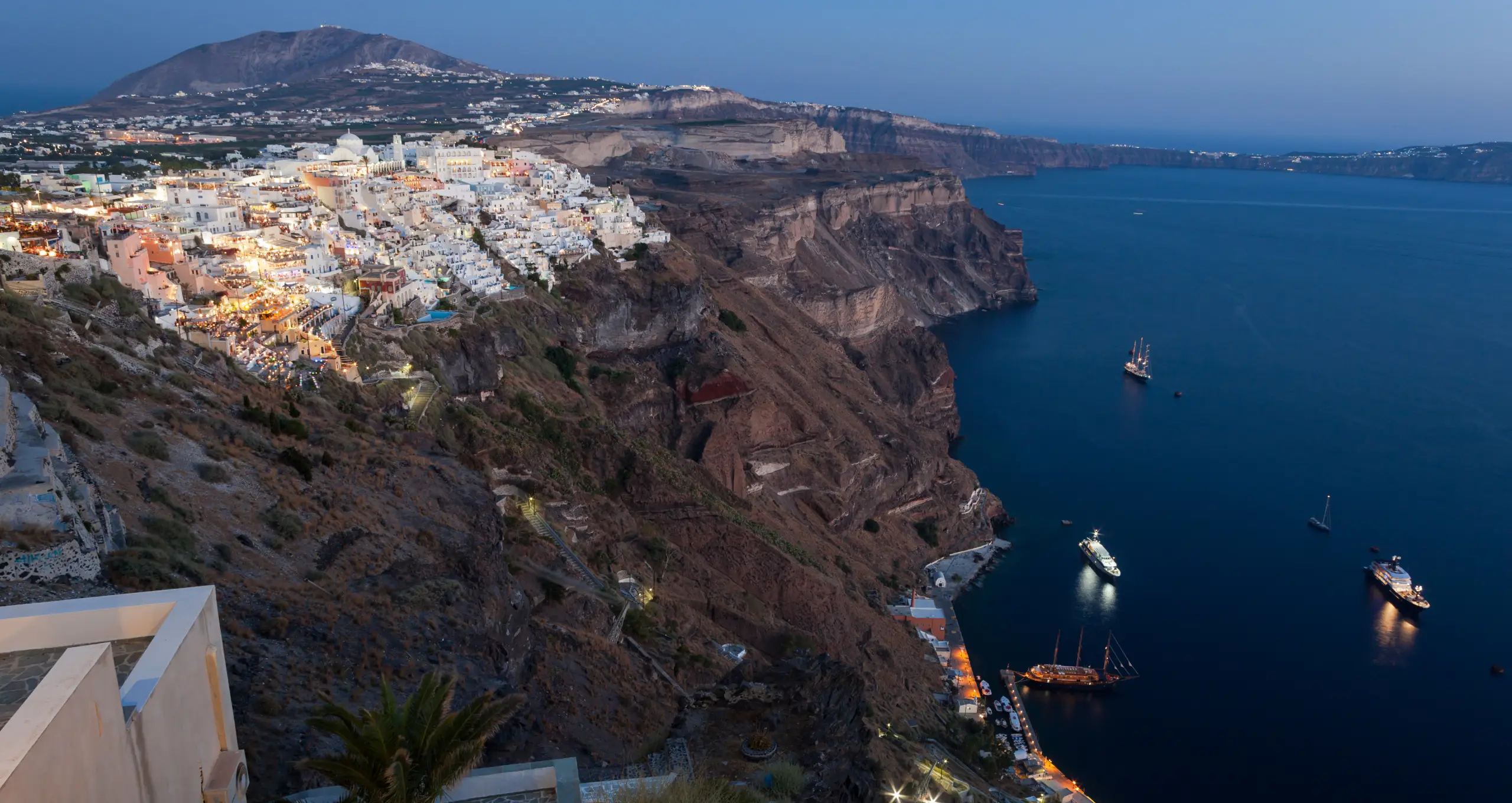 Rüya Gibi Bir Tatil İçin Santorini Gezi Rehberi