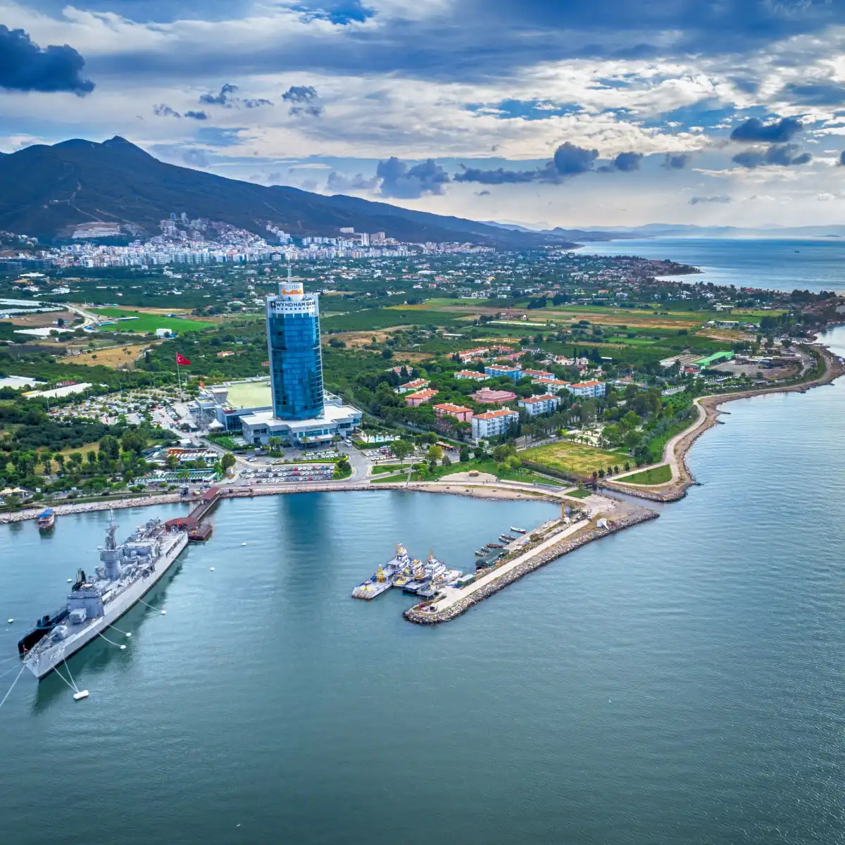 İzmir'in En Lüks Otelleri