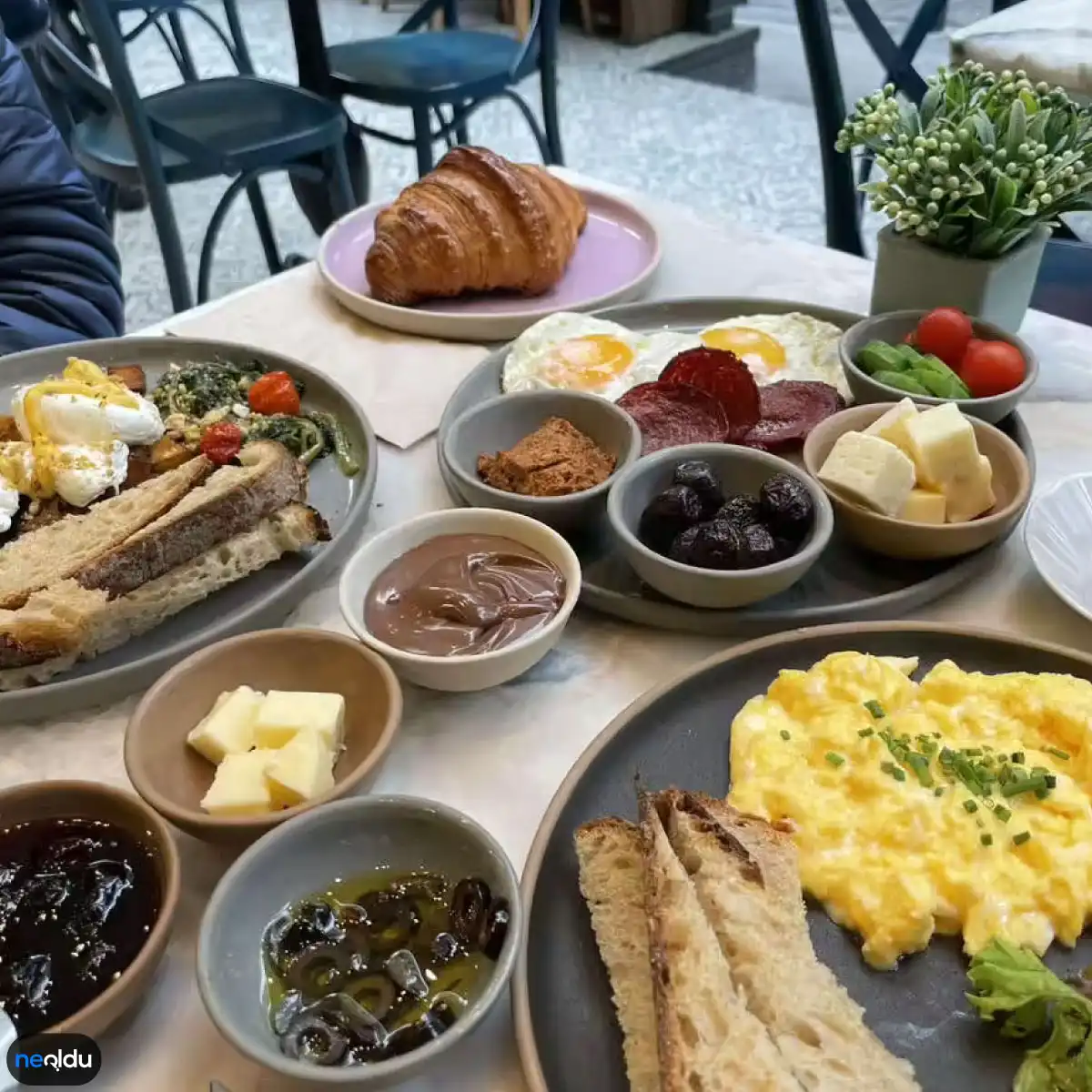 Bağdat Caddesi Kahvaltı Mekanları