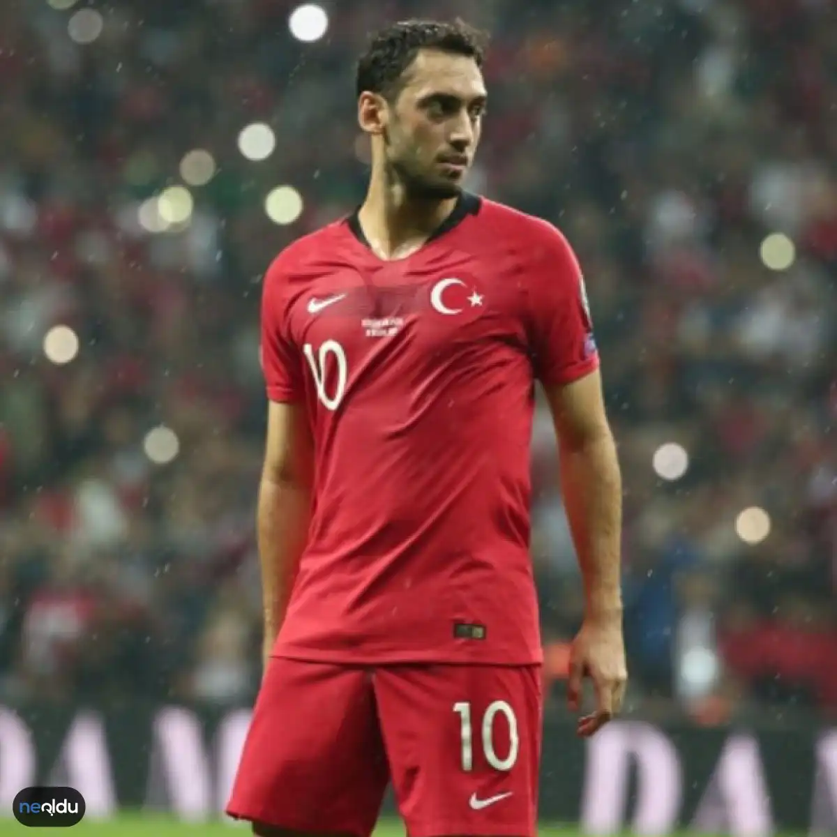 Hakan Çalhanoğlu Kimdir?