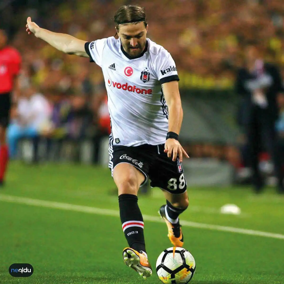 Caner Erkin Kimdir?