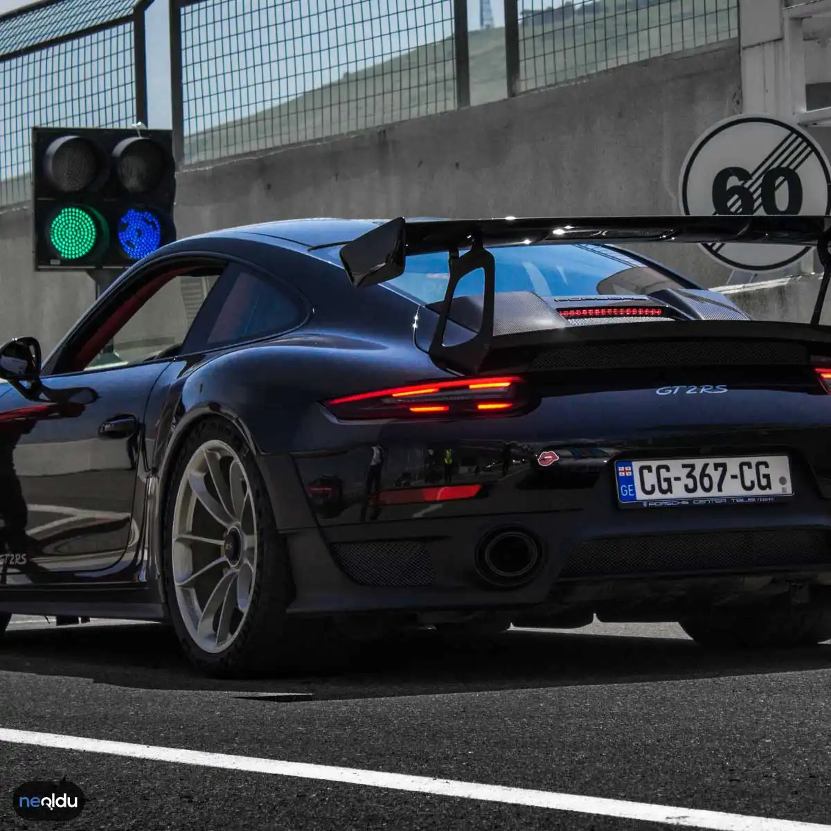 Porsche 911 GT2 RS Yarış Aracı