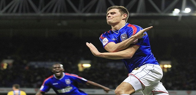 aaron cresswell ipswich town