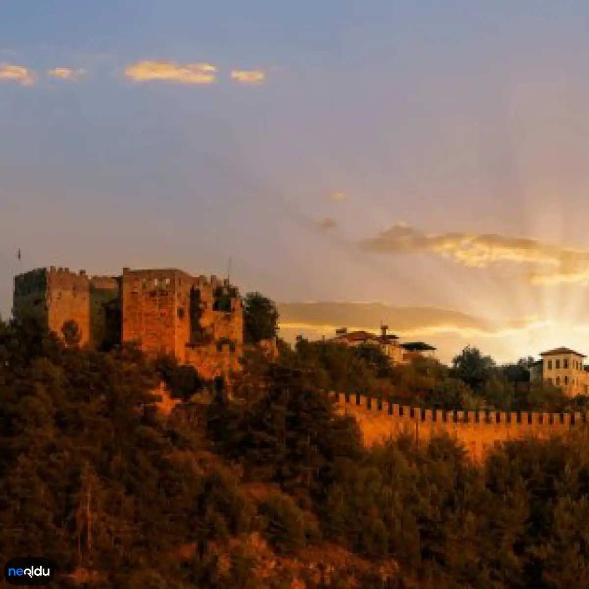 Alanya Kalesi Hakkında Bilgi