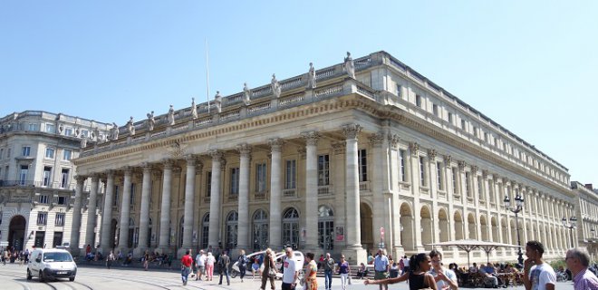 bordeaux-buyuk-tiyatrosu.jpg