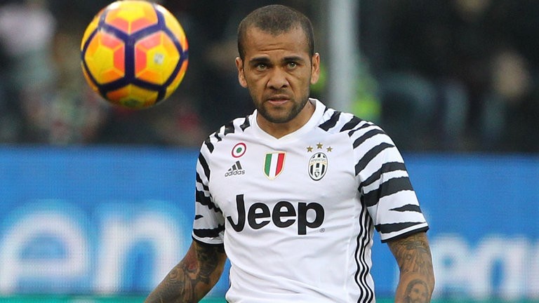 dani alves juventus