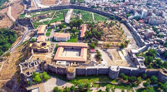 diyarbakir-surlari.jpg