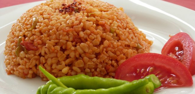 domatesli-bulgur-pilavi.jpg