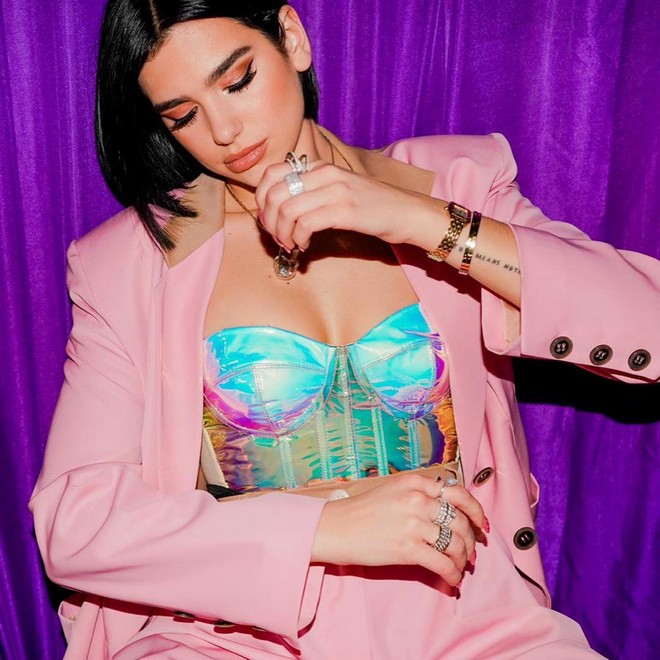 Dua Lipa 