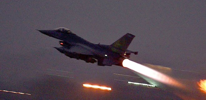 f-16.jpg