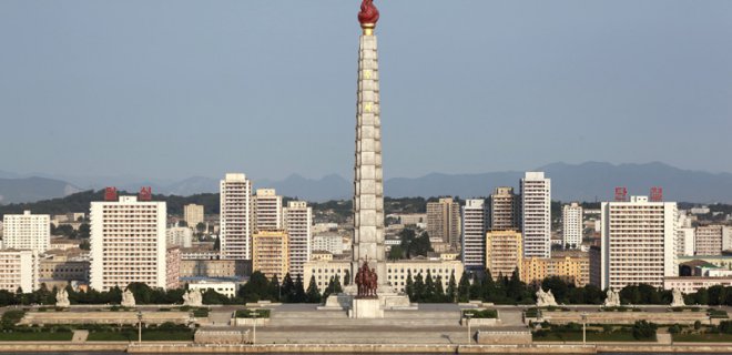 juche-kulesi-002.jpg