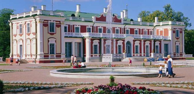 kadriorg-sarayi-001.jpg