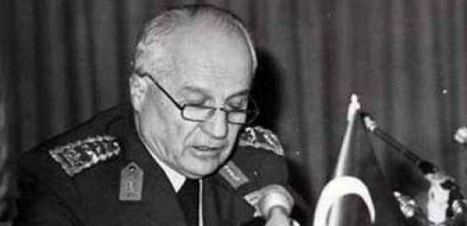 kenan-evren-001.jpg