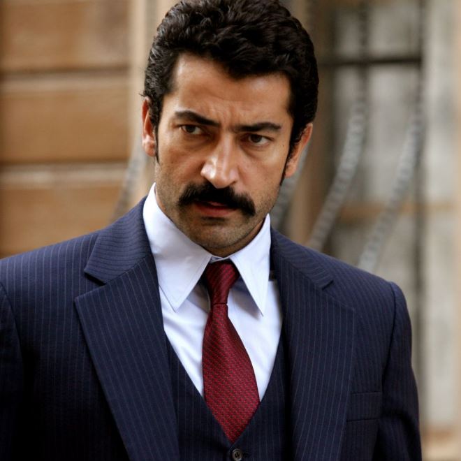 Kenan İmirzalıoğlu Hakkında İlginç Bilgiler