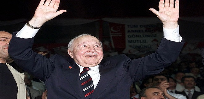 necmettin erbakan genel başkan