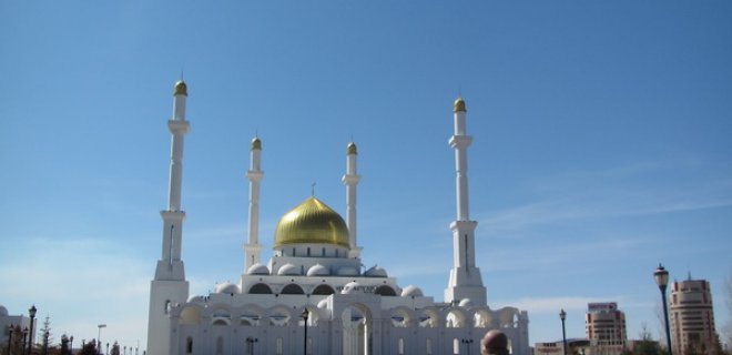 nur-astana-camii.jpg